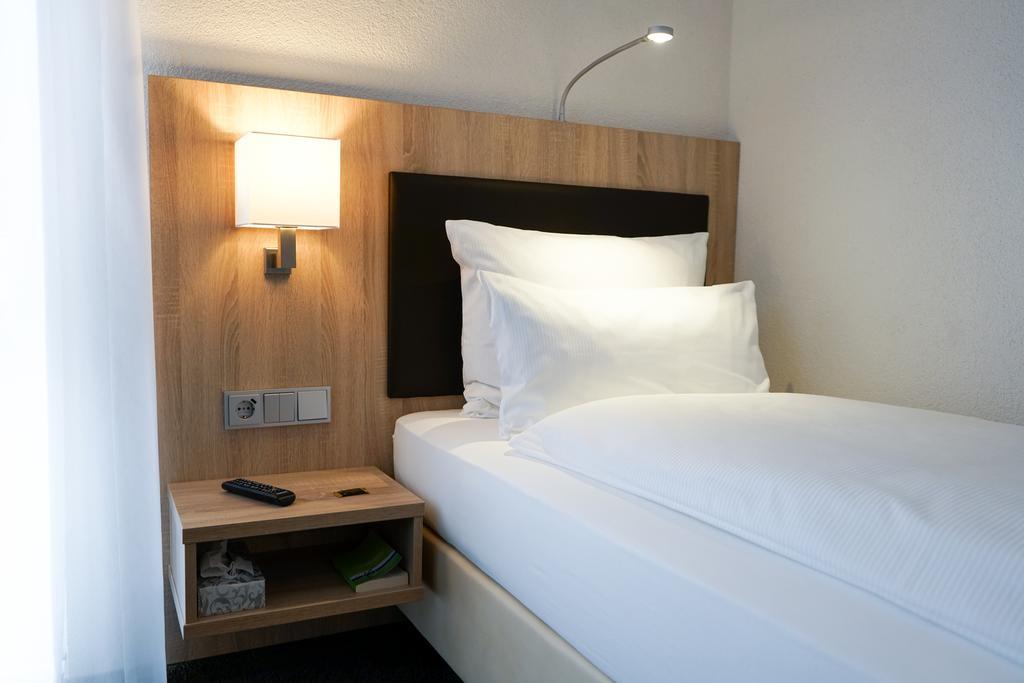 Hotel Go2Bed Weil Am Rhein - Basel Номер фото